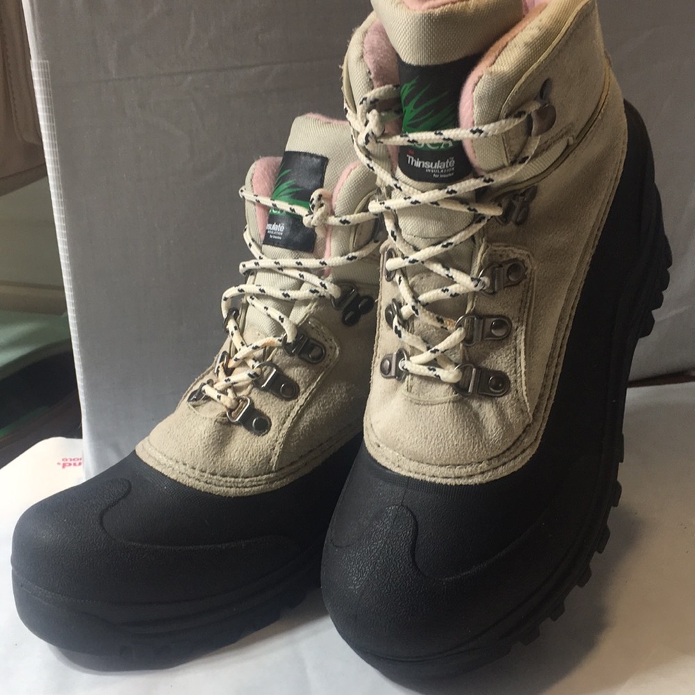 Itasca womens winter boots size 8